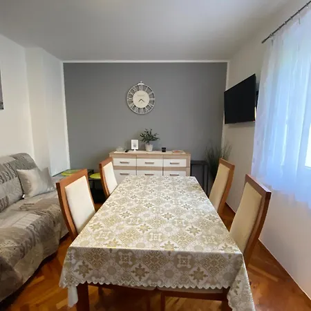 Anna Ii Apartman