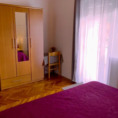 Anna Ii * Baška